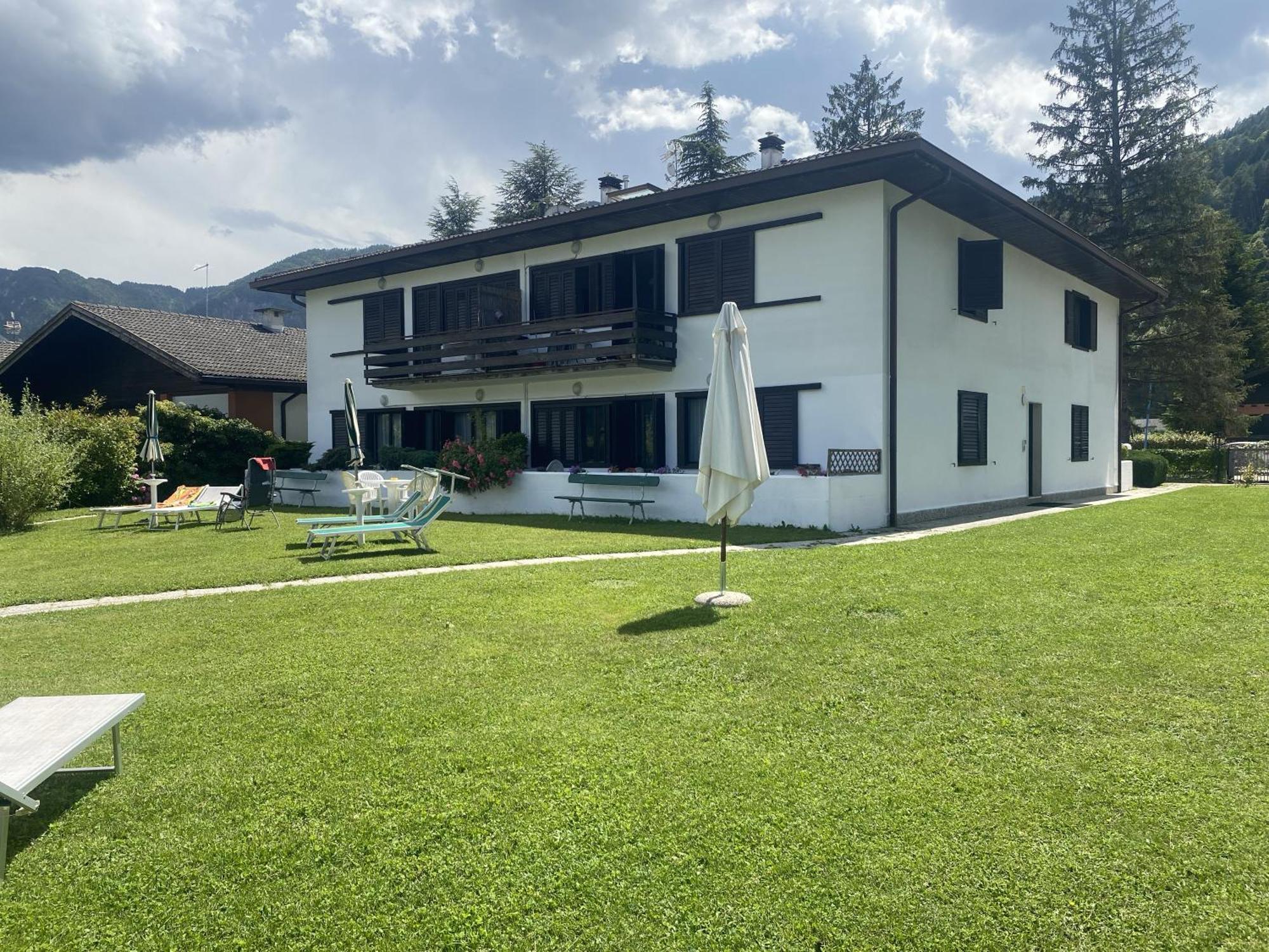 Fronte LagoResidencegarden, Moderno Appartamento Calceranica al Lago Zewnętrze zdjęcie